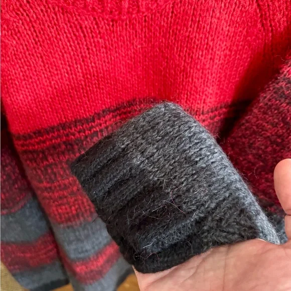 Diesel Men’s Mohair Red and Gray Sweater size L - Picture 3 of 7